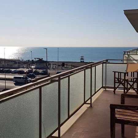 Sea View Apartment Лидо ди Остия Екстериор снимка