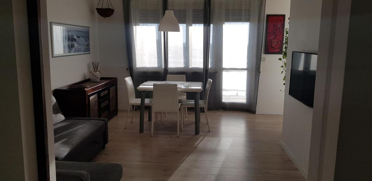 Sea View Apartment Лидо ди Остия Екстериор снимка