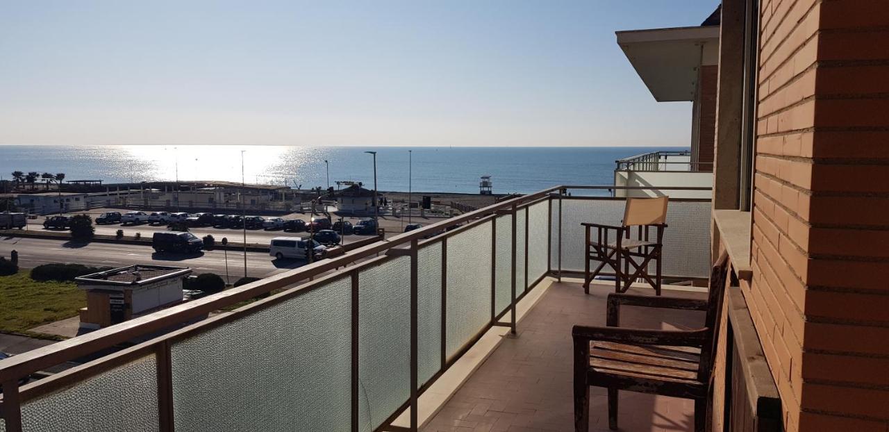 Sea View Apartment Лидо ди Остия Екстериор снимка
