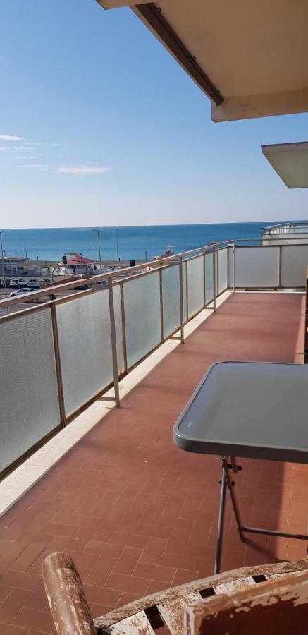 Sea View Apartment Лидо ди Остия Екстериор снимка