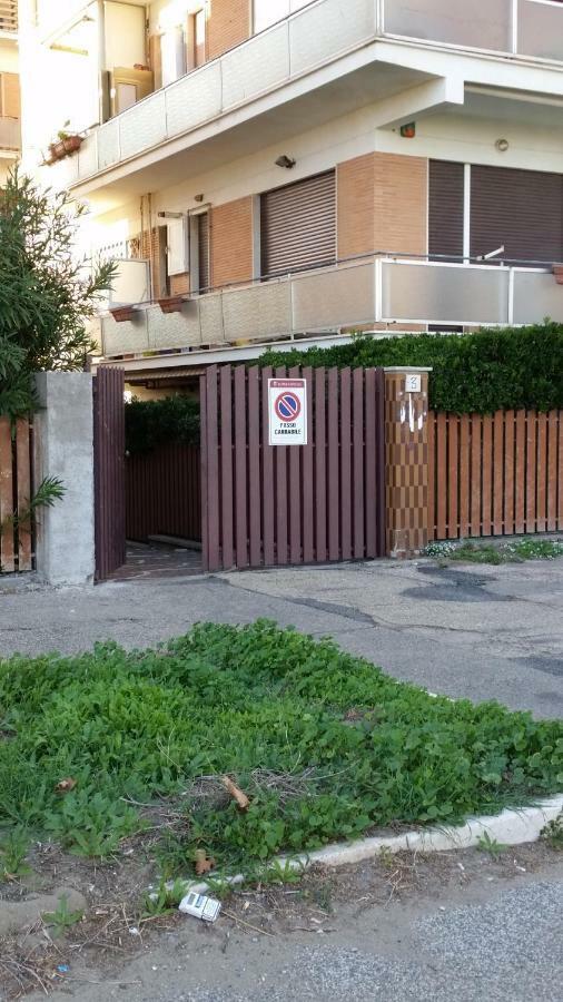 Sea View Apartment Лидо ди Остия Екстериор снимка