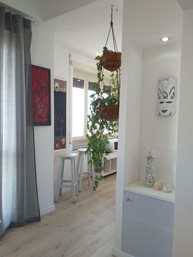 Sea View Apartment Лидо ди Остия Екстериор снимка